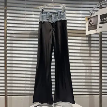 Женские джинсовые атласные брюки-клеш на талии черного цвета