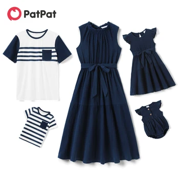 Комплекты семейных платьев PatPat из 100% хлопкового крепа темно-синего цвета и полосатых футболок с короткими рукавами